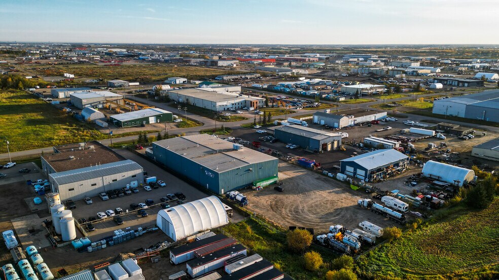 605 15th Ave, Nisku, AB à vendre - Photo de l’immeuble – Image 3 sur 6