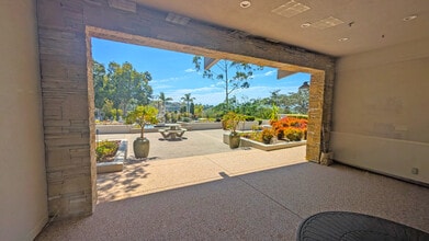 800 Miramonte Dr, Santa Barbara, CA à louer Photo intérieure– Image 2 sur 12