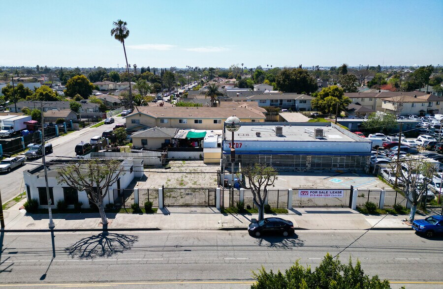 1301-1307 N. Long Beach, Compton 2 lots portefeuille de 2 biens à vendre sur LoopNet.fr - Photo de l’immeuble – Image 3 sur 21
