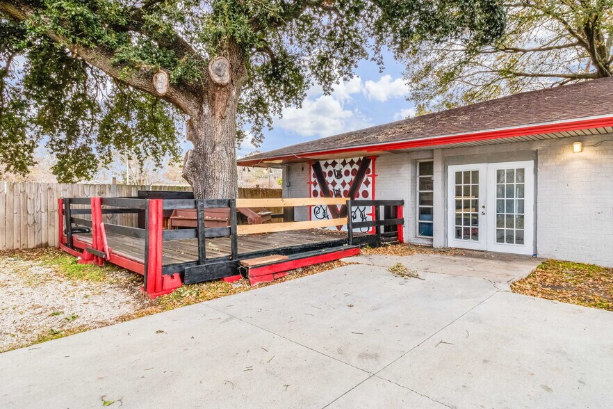 417 NE Evangeline, Lafayette, LA à vendre - Photo de l’immeuble – Image 2 sur 13