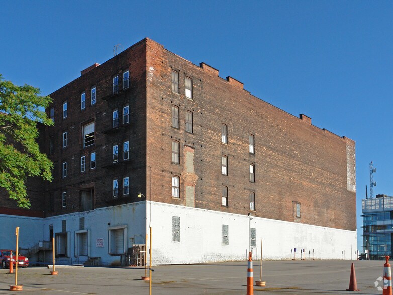 149 Swan St, Buffalo, NY à louer - Photo de l’immeuble – Image 3 sur 4
