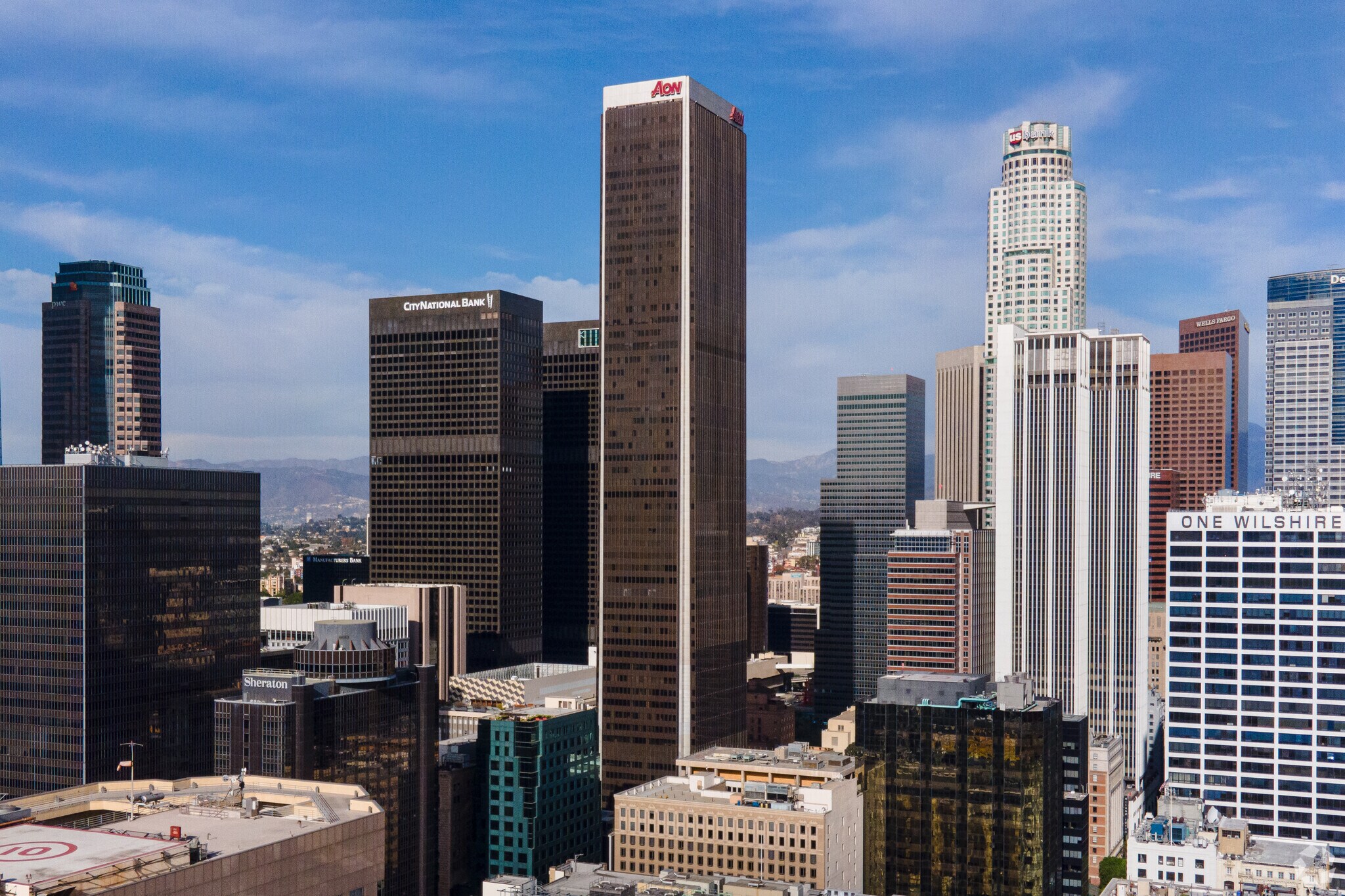 707 Wilshire Blvd, Los Angeles, CA à louer Photo de l’immeuble– Image 1 sur 8