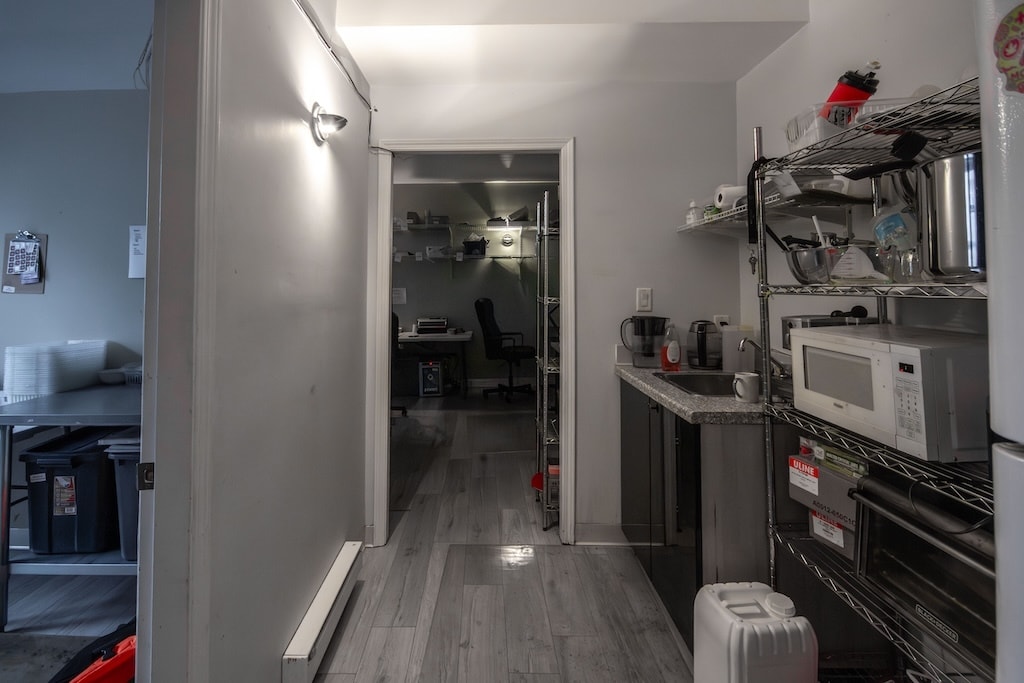 1026 Davie St, Vancouver, BC à louer Photo intérieure– Image 1 sur 2