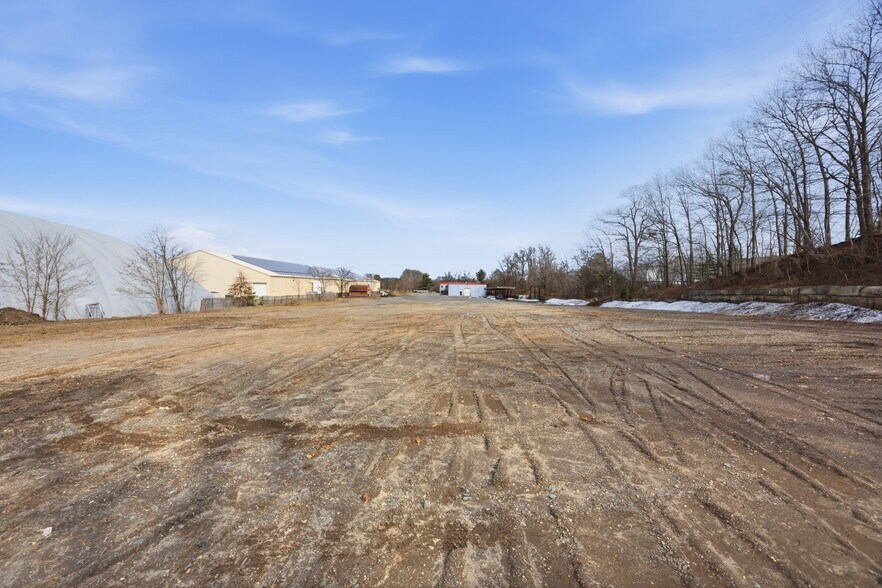 173 Amboy Rd, Morganville, NJ à louer - Photo de l’immeuble – Image 3 sur 12