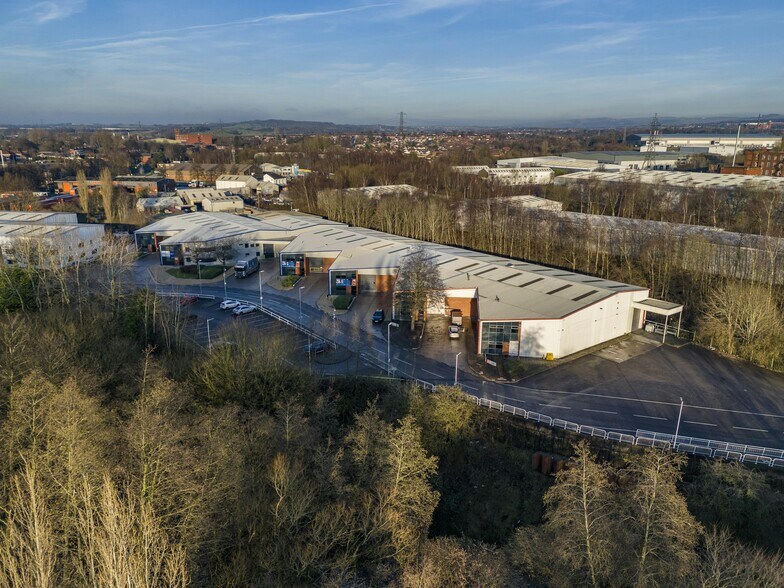 Brookside Business Park, Manchester à louer - Photo de l’immeuble – Image 3 sur 24