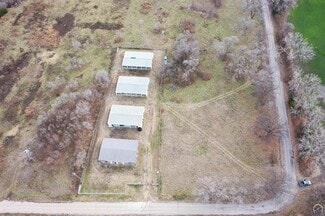 Plus de détails pour 3201 Bates Rd, Topeka, KS - Industriel/Logistique à vendre