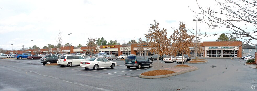 805 Battlefield Blvd N, Chesapeake, VA à louer - Photo de l’immeuble – Image 2 sur 5