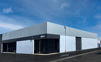 Plus de détails pour 3031 E Coronado St, Anaheim, CA - Industriel/Logistique à louer