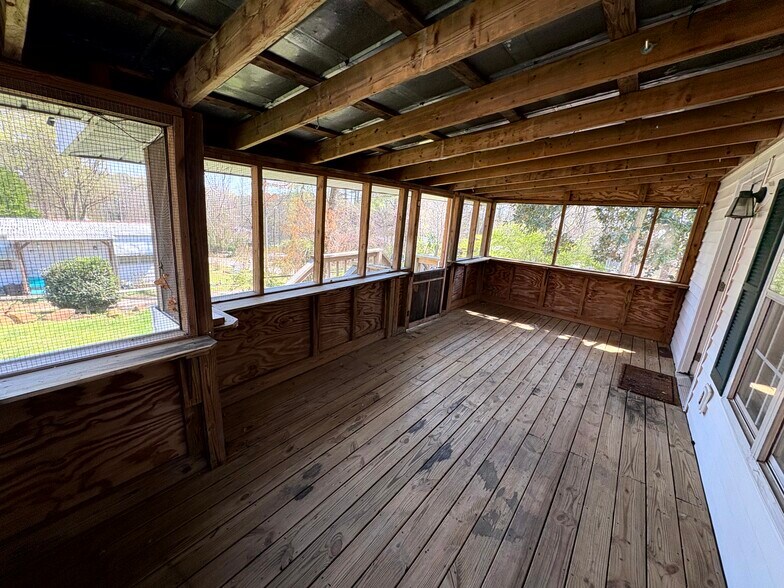 439 Oak Street No 1 SE, Acworth, GA à vendre - Photo de l’immeuble – Image 3 sur 8