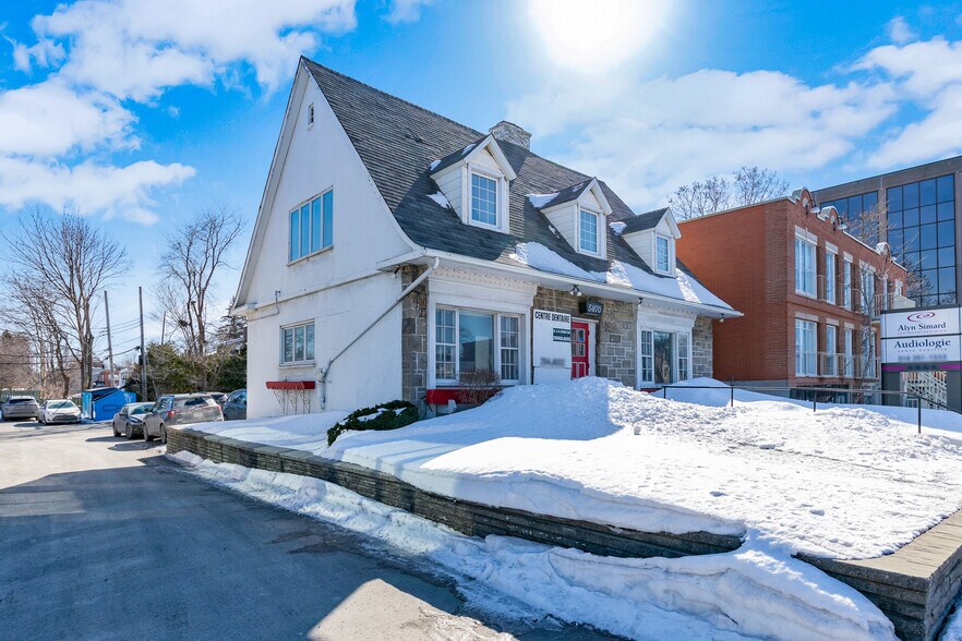 5870 Rue Sherbrooke E, Montréal, QC à louer - Photo de l’immeuble – Image 3 sur 38