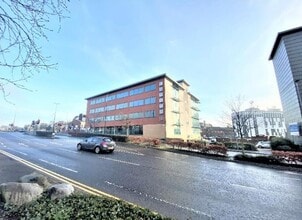 17 Preston New Rd, Blackburn à louer Photo de l’immeuble– Image 1 sur 5