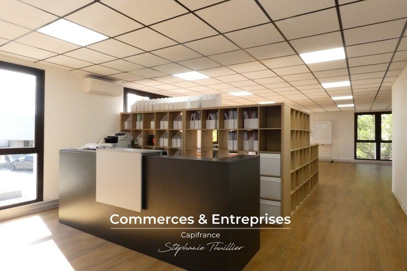 Bureau dans Aix-en-Provence à louer Photo intérieure– Image 1 sur 12
