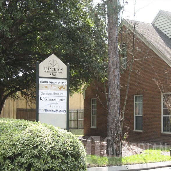 8280 Princeton Square Blvd W, Jacksonville, FL à louer - Photo de l’immeuble – Image 3 sur 10