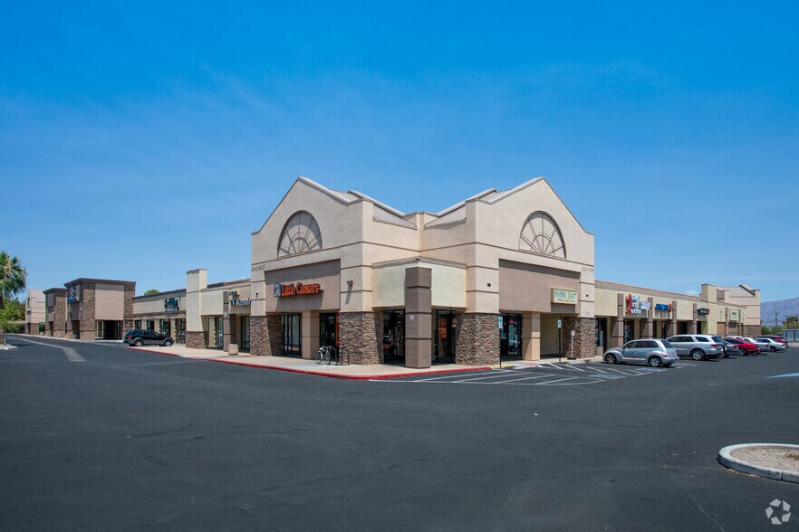 5425 E 22nd St, Tucson, AZ à louer - Photo de l’immeuble – Image 2 sur 8