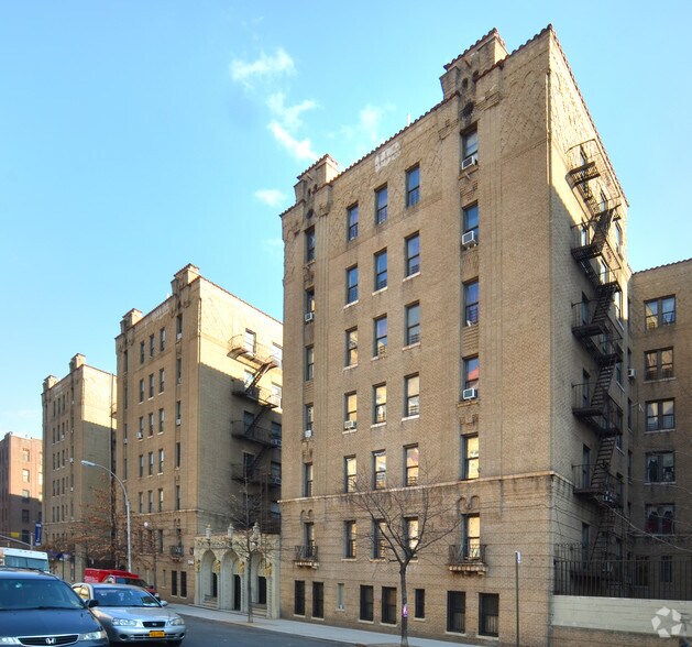 1240 Walton Ave, Bronx, NY à vendre - Photo principale – Image 1 sur 2