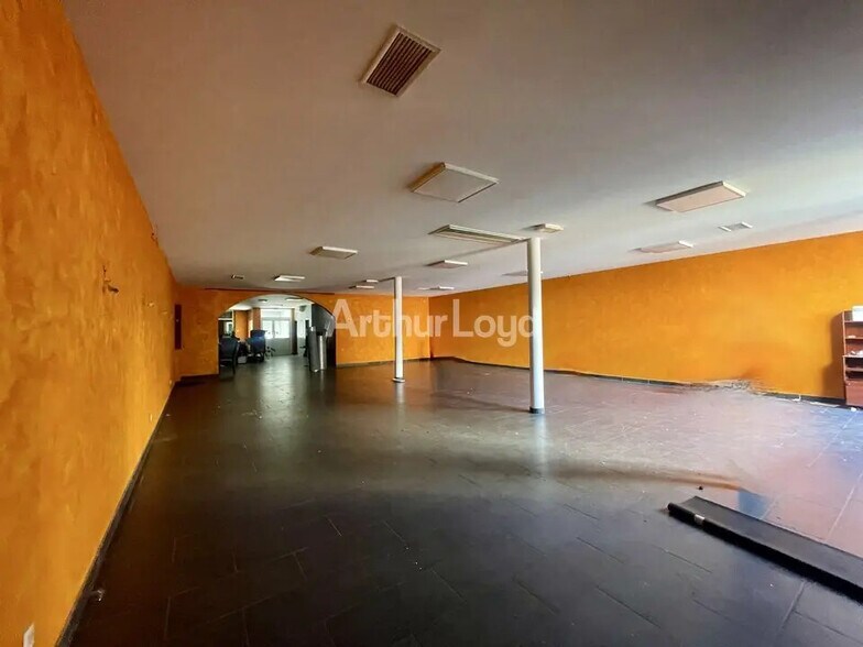 Local commercial dans Reims à louer - Photo intérieure – Image 2 sur 7