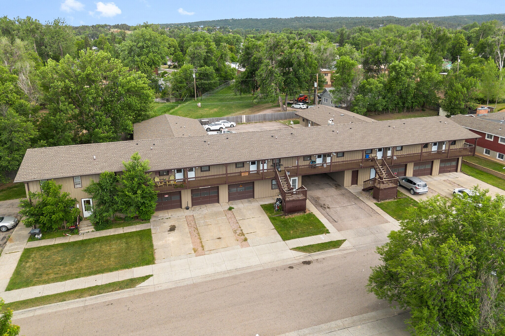 3313 Leland Ln, Rapid City, SD à vendre Photo de l’immeuble– Image 1 sur 34