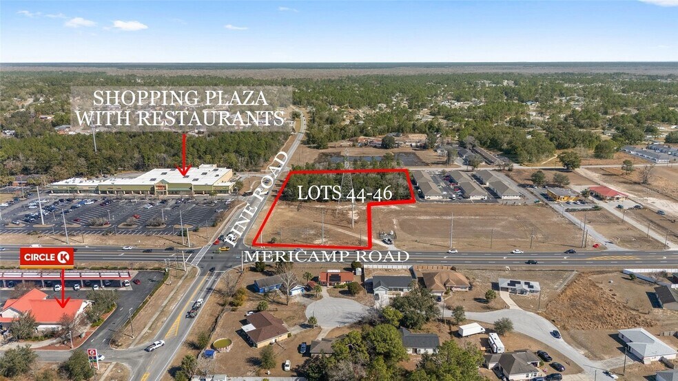 7013 SE Maricamp Rd, Ocala, FL à vendre - Photo de l’immeuble – Image 1 sur 11