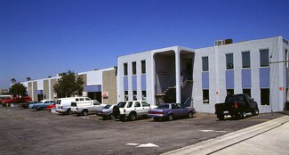 Plus de détails pour 1703-1729 E 28th St, Signal Hill, CA - Bureau, Local d'activités à louer