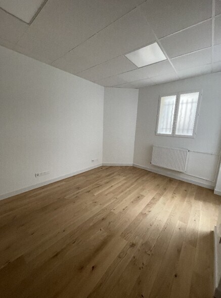 Bureau dans Paris à vendre - Photo de l’immeuble – Image 3 sur 13