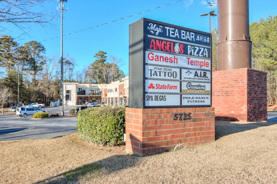 5725 State Bridge Rd, Johns Creek, GA à louer - Photo de l’immeuble – Image 2 sur 29
