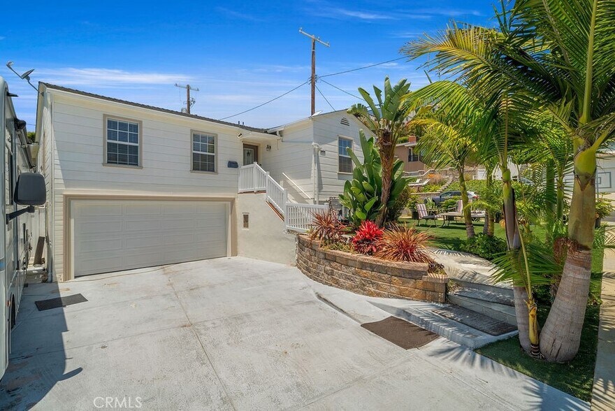 3703 S Patton Ave, San Pedro, CA à vendre - Photo de l’immeuble – Image 3 sur 33