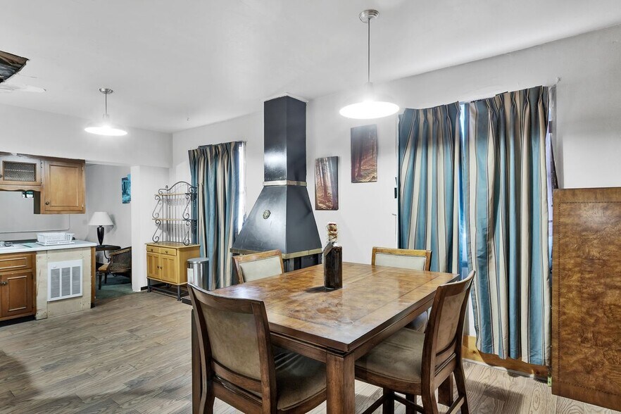 1421 5th Ave, New Kensington, PA à vendre - Photo de l’immeuble – Image 3 sur 14