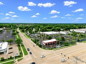 780 W Golf Rd, Schaumburg, IL - Vue aérienne  vue de carte - Image1