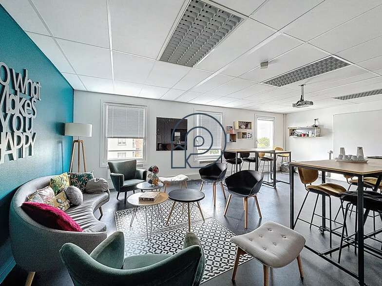 Bureau dans Lille à vendre - Photo de l’immeuble – Image 2 sur 14