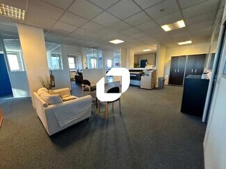 Plus de détails pour Bureau, Local d'activités à louer