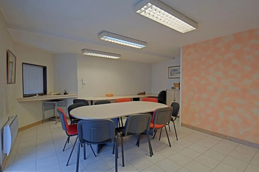 Bureau dans Lyon à vendre - Photo de l’immeuble – Image 2 sur 5