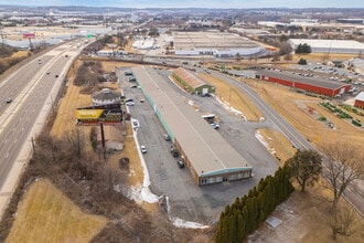 6500 Chapmans Rd, Allentown, PA à louer Photo intérieure– Image 2 sur 3