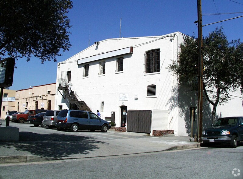 1240-1244 E Colorado Blvd, Pasadena, CA à louer - Photo de l’immeuble – Image 2 sur 3