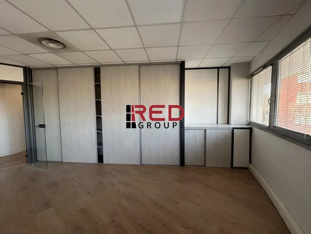 Bureau dans Aix-en-Provence à louer Photo de l’immeuble– Image 1 sur 8