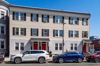Plus de détails pour 428-432 E 3rd St, South Boston, MA - Logement à vendre