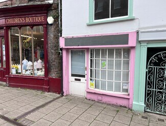 Plus de détails pour 47 East St, Blandford Forum - Local commercial à louer
