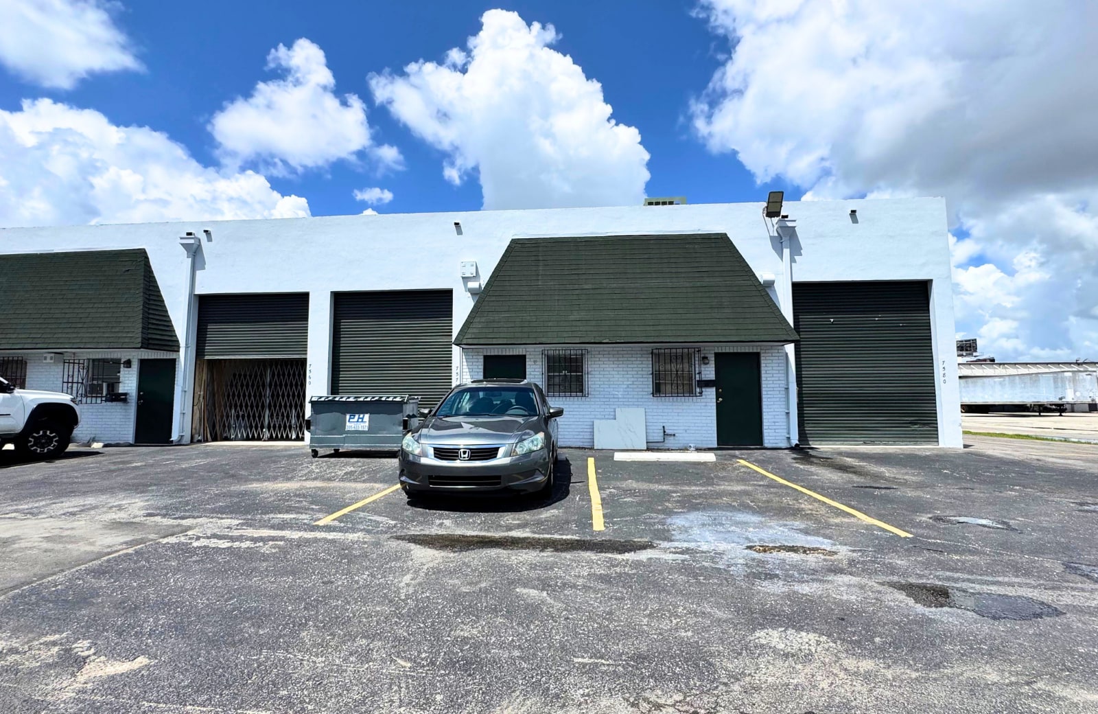 7460-7580 NW 82nd St, Medley, FL à louer Photo de l’immeuble– Image 1 sur 6