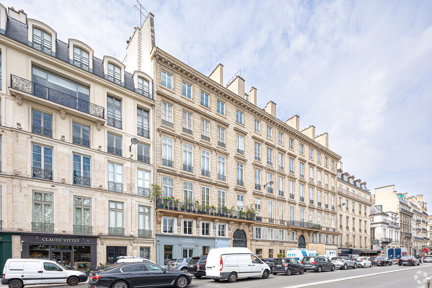 23-25 Quai Voltaire, Paris à vendre - Photo de l’immeuble – Image 2 sur 5