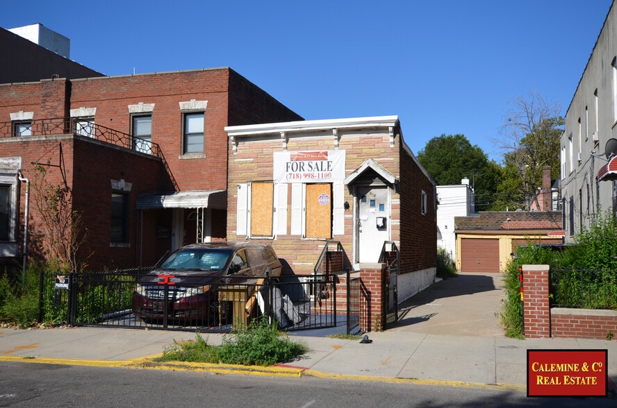 958 New York Ave, Brooklyn, NY à vendre - Photo principale – Image 1 sur 7