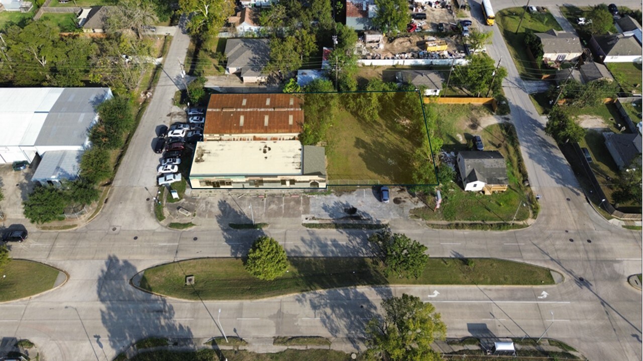 5418 Gessner Rd, Houston, TX à vendre Photo de l’immeuble– Image 1 sur 6