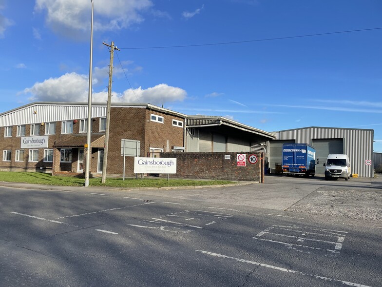 Canal Rd, Trowbridge à louer - Photo principale – Image 1 sur 12