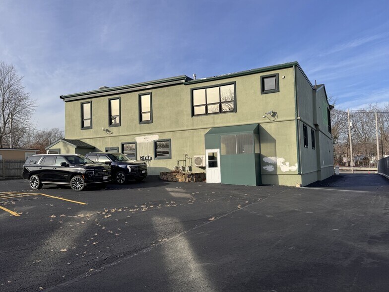 265 Newbury St, Peabody, MA à vendre - Photo de l’immeuble – Image 3 sur 10