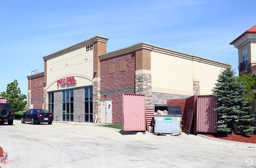 6630 Mills Civic Pky, West Des Moines, IA à louer - Photo de l’immeuble – Image 3 sur 7