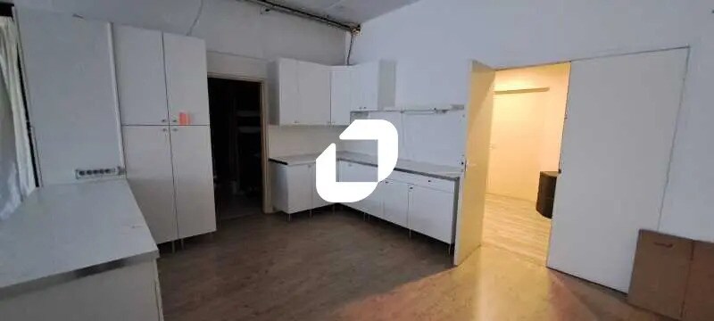 Local d'activités dans Montreuil à vendre - Photo de l’immeuble – Image 3 sur 4