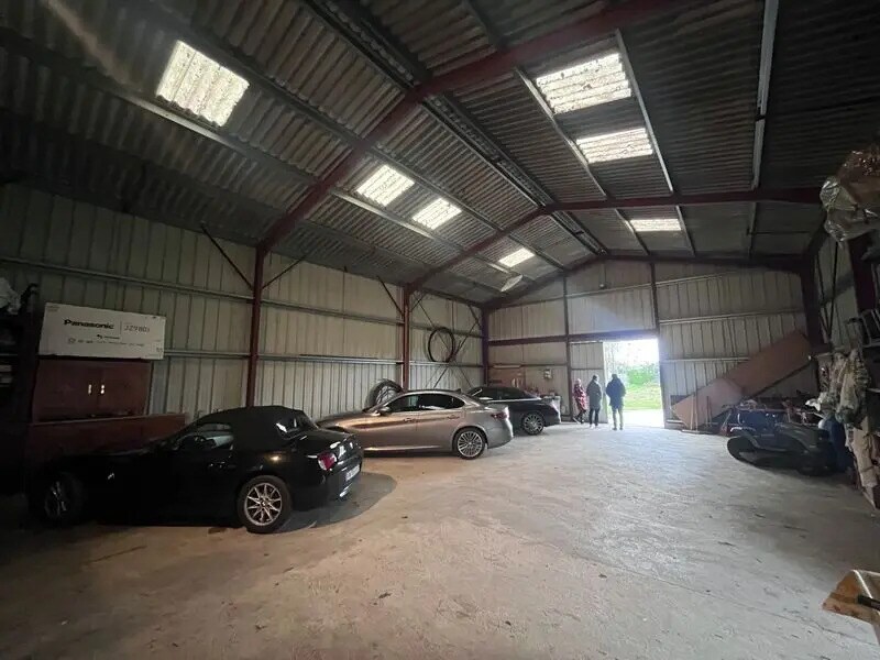 Local d'activités dans Lormont à vendre Photo de l’immeuble– Image 1 sur 4