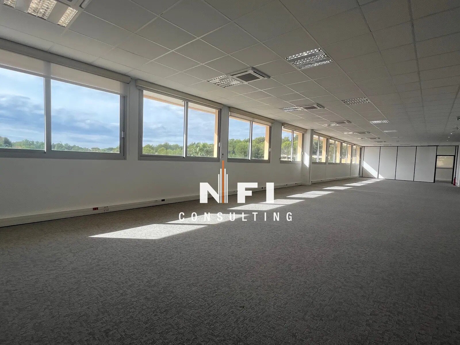 Bureau dans Valbonne à louer Photo de l’immeuble– Image 1 sur 8