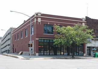 Plus de détails pour 123 SE 6th Ave, Topeka, KS - Local commercial à louer