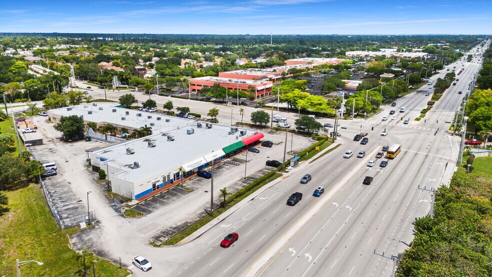 1401 S State Road 7, North Lauderdale, FL à louer - Photo de l’immeuble – Image 3 sur 15