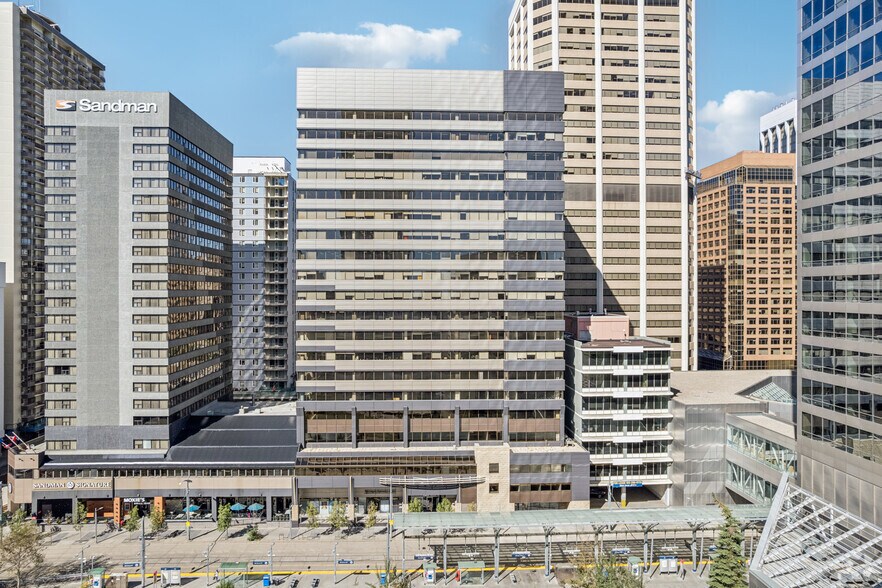 840 7th Ave SW, Calgary, AB à louer - Photo de l’immeuble – Image 2 sur 7