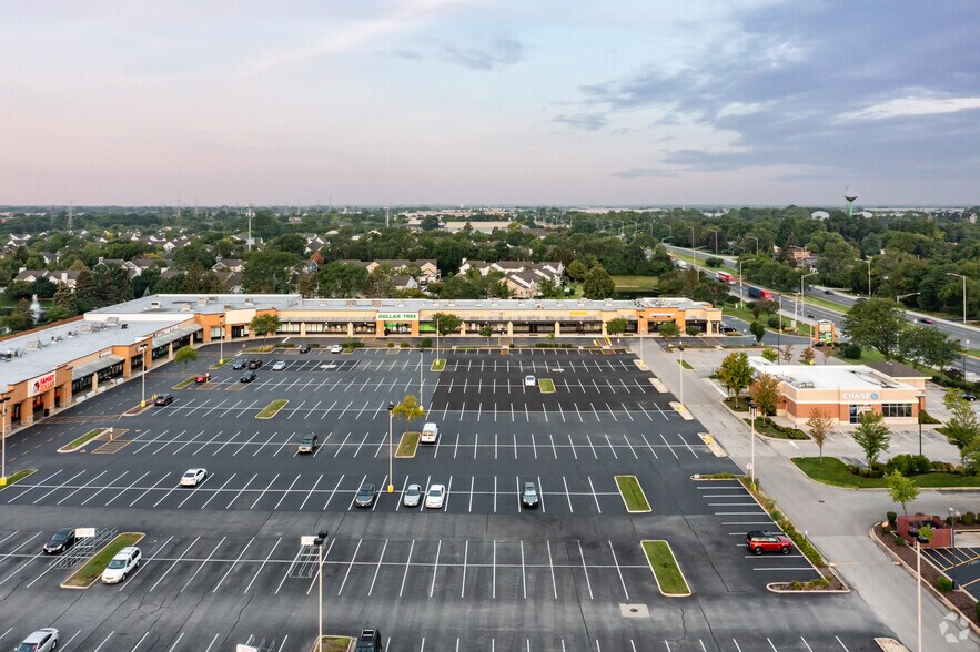 19-171 E North Ave, Glendale Heights, IL à louer - Photo de l’immeuble – Image 2 sur 5